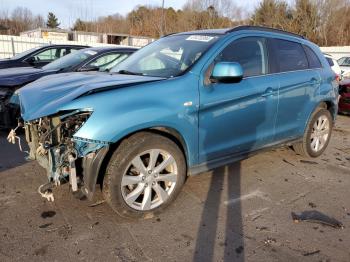  Salvage Mitsubishi Outlander