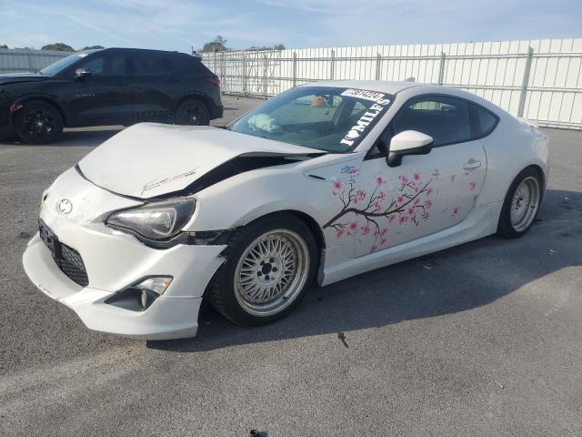  Salvage Toyota Scion