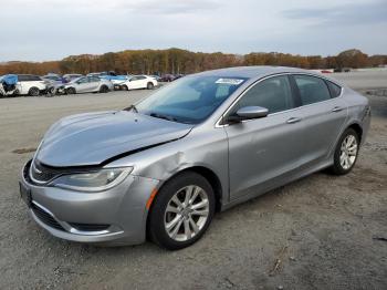  Salvage Chrysler 200