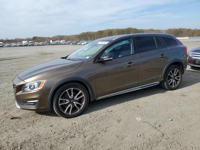  Salvage Volvo V60