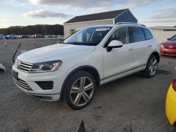  Salvage Volkswagen Touareg