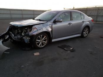  Salvage Subaru Legacy