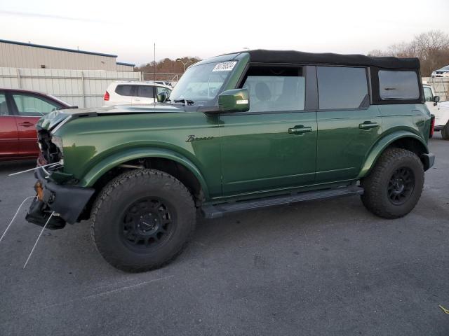  Salvage Ford Bronco