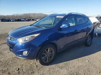  Salvage Hyundai TUCSON