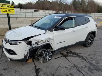  Salvage Jeep Compass