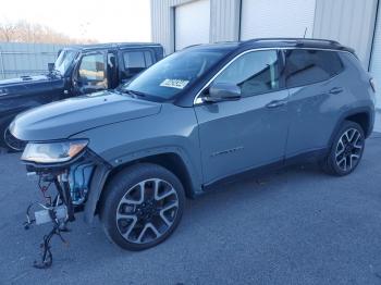  Salvage Jeep Compass