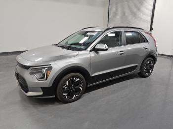  Salvage Kia Niro