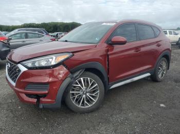  Salvage Hyundai TUCSON