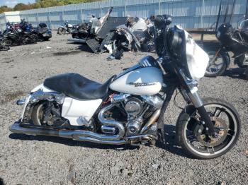  Salvage Harley-Davidson Fl