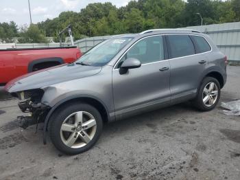  Salvage Volkswagen Touareg