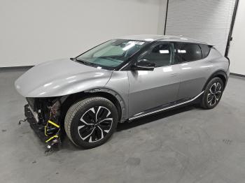  Salvage Kia EV6