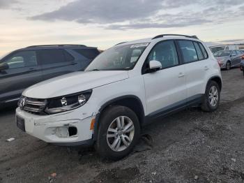  Salvage Volkswagen Tiguan