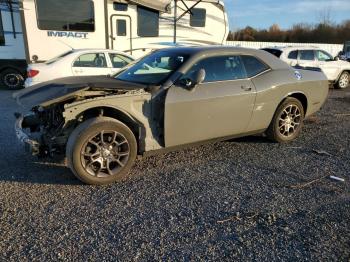  Salvage Dodge Challenger