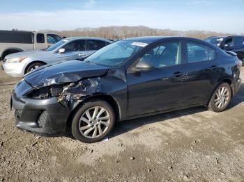  Salvage Mazda 3