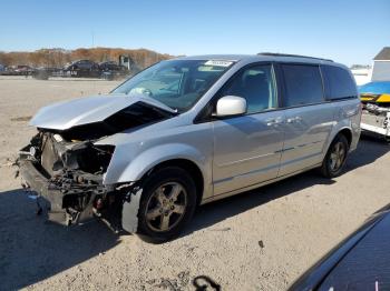  Salvage Dodge Caravan