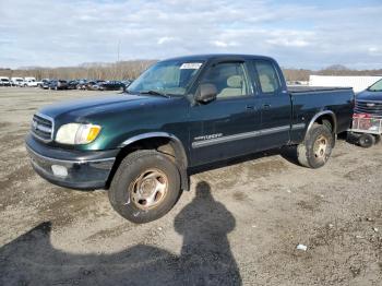  Salvage Toyota Tundra