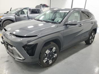  Salvage Hyundai KONA