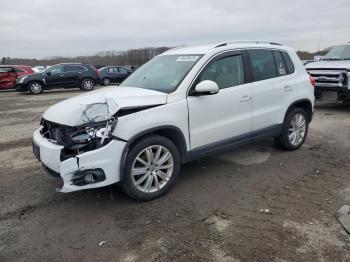  Salvage Volkswagen Tiguan