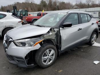  Salvage Nissan Kicks