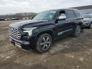  Salvage Toyota Sequoia