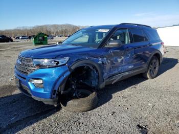  Salvage Ford Explorer