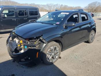  Salvage Hyundai KONA