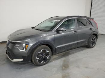  Salvage Kia Niro