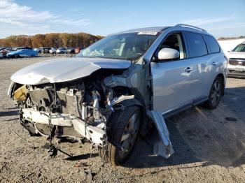  Salvage Nissan Pathfinder