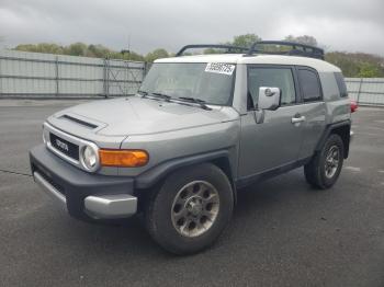  Salvage Toyota FJ Cruiser