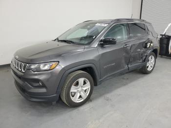  Salvage Jeep Compass