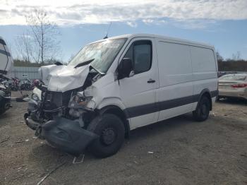  Salvage Mercedes-Benz Sprinter