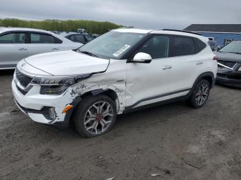  Salvage Kia Seltos