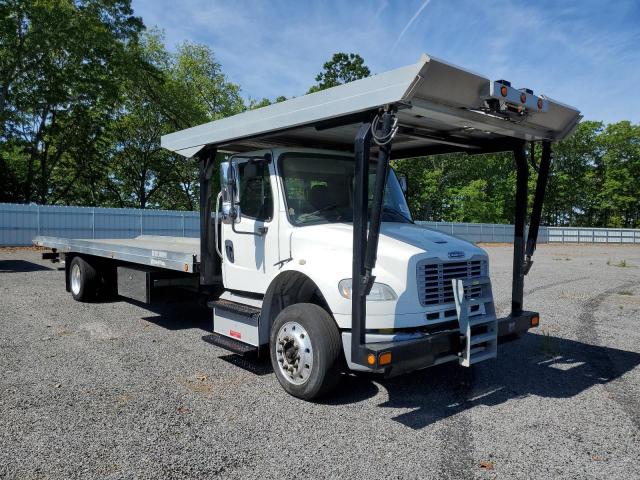  Salvage Freightliner M2 106 Med