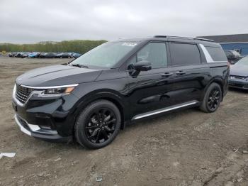  Salvage Kia Carnival