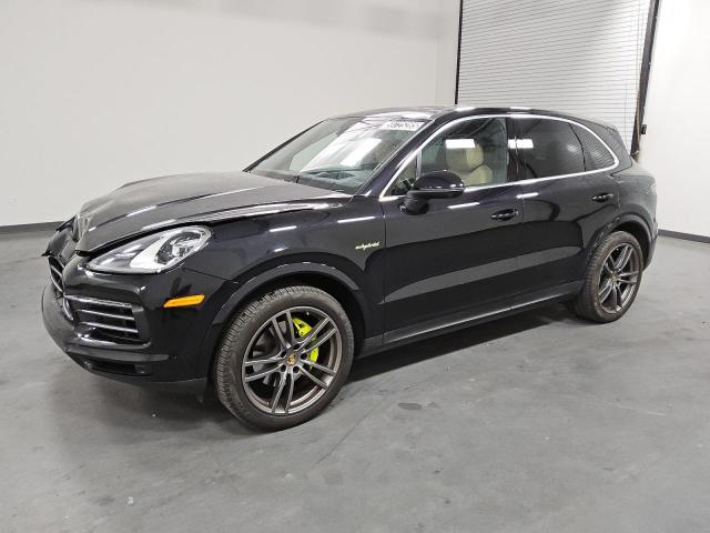  Salvage Porsche Cayenne
