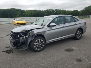  Salvage Volkswagen Jetta