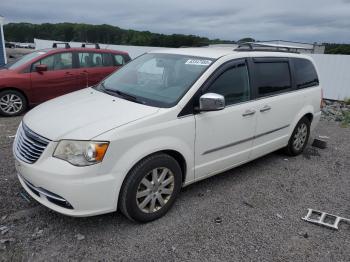  Salvage Chrysler Minivan
