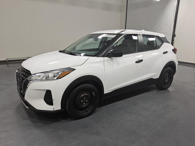  Salvage Nissan Kicks