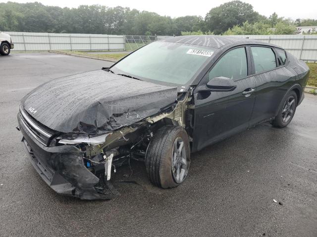  Salvage Kia K4 Lx