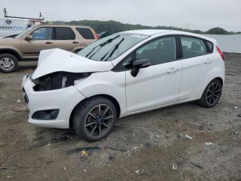  Salvage Ford Fiesta