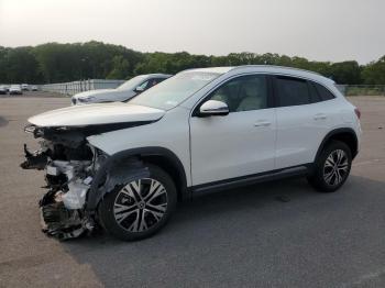  Salvage Mercedes-Benz GLA