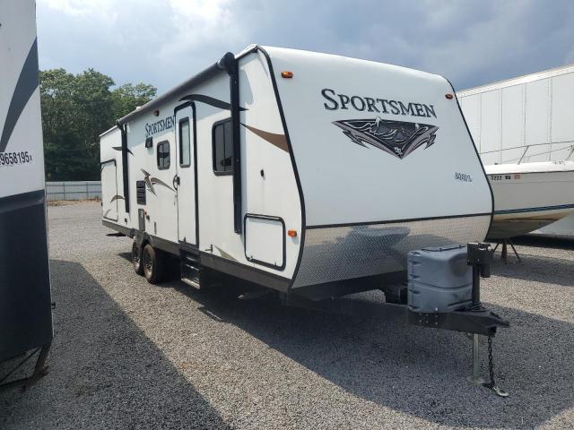  Salvage Sportsmen 5th Wheel