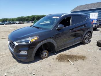  Salvage Hyundai TUCSON