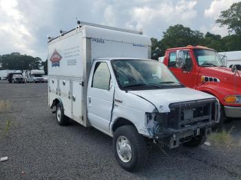  Salvage Ford Econoline E350 Super Duty