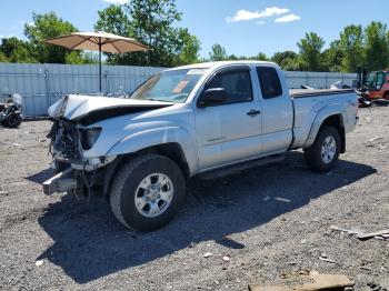 Salvage Toyota Tacoma