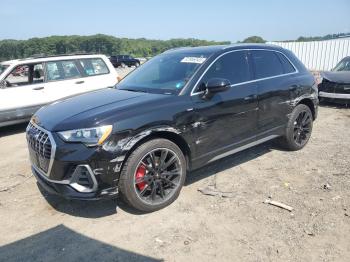  Salvage Audi Q3