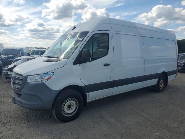  Salvage Mercedes-Benz Sprinter