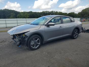  Salvage Kia K4 Lx