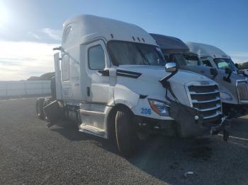  Salvage Freightliner Cascadia 126