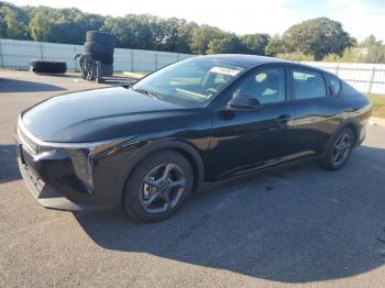  Salvage Kia K4 Lx